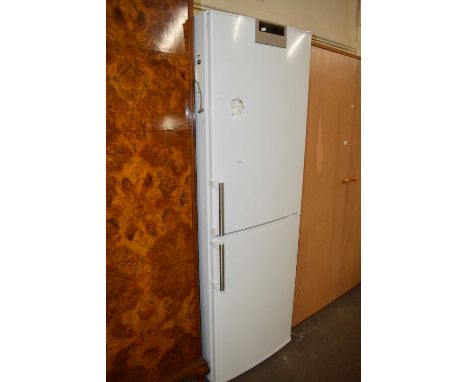 A Siemans fridge freezer