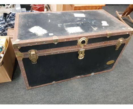 LARGE TRUNK
