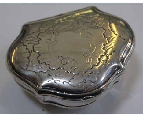 An 18th century silver snuff box