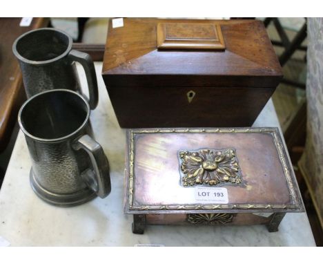 A caddy, two tankards &amp; a mixed metal box.