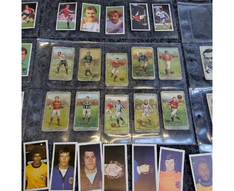 Trading Cards - Sporting - ten Gallaher Ltd Association Football series club colours cigarette cards; fourty five Barrat worl