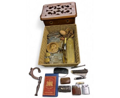 A 19th century horn snuff box;&nbsp; a hardwood snuff box;&nbsp; a horn hafted pocket knife;&nbsp; pen knives;&nbsp; lighters