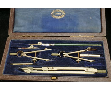 Vintage compass set