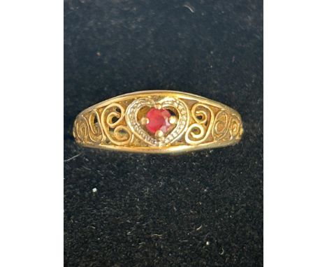 9CT gold ring set with Ruby Size K