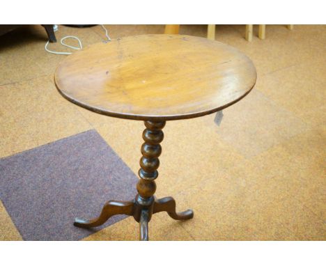 A small Victorian top table with bobbin turn undercarriage