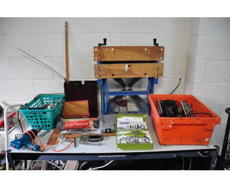 TWO TRAYS CONTAINING POWER AND HAND TOOLS including a Bosch Orbital Sander, a Black and Decker Jigsaw, a Burgess Power Engrav