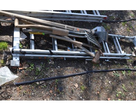 A WICKES ALUMINIUM STEP LADDER 1.7m long and a bundle of garden tools