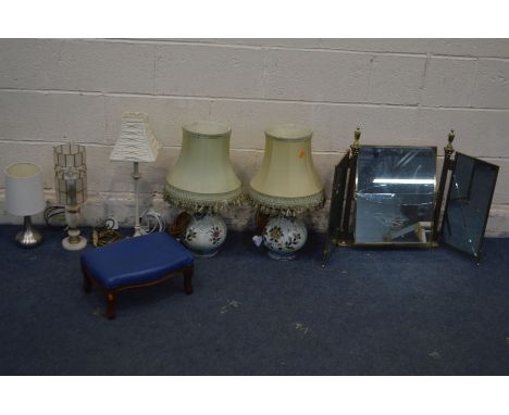 A PAIR OF CERAMIC FLORAL PATTERNED VASES, with later detachable light fittings, along with three other table lamps, a brass t