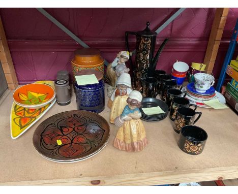 Group of ceramics, including Lladro, Poole, Royal Albert, Royal Worcester and 3 pieces of Doulton Stoneware, etc