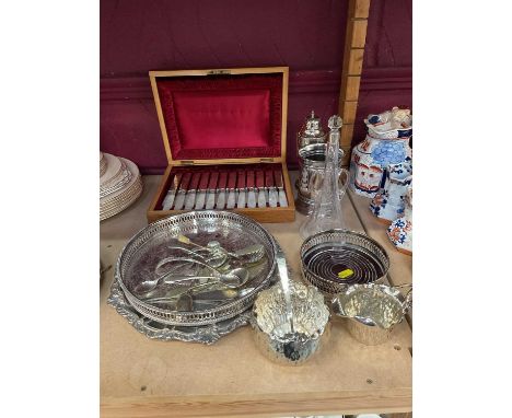 Group of silver plate, including a mother of pearl handled set of fruit cutlery in case, Hukin &amp; Heath sugar bowl, sifter