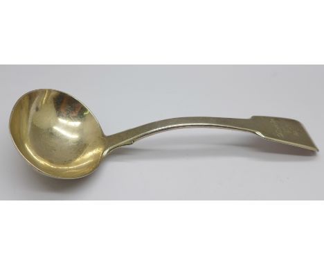 A George IV silver ladle, London 1828, 71.1g 