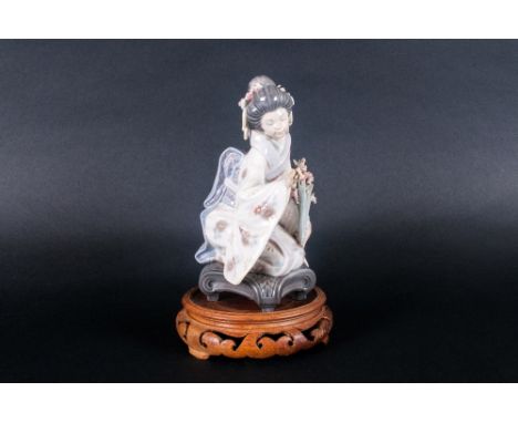 Lladro Figure ' Kiyoko ' Model Num.1450. Issued 1983-1998. Height 7 Inches. With Carved Wooden Stand. 