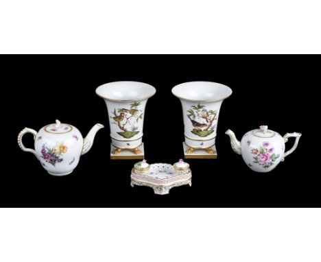 A GROUP OF MODERN CONTINENTAL PORCELAINComprising: A Herend teapot and cover, 11.5cm high; a Royal Copenhagen teapot and cove