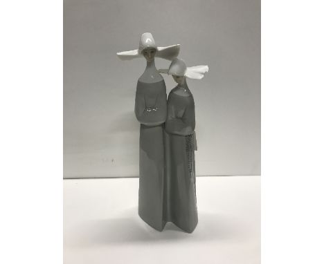 TALL LLADRO FIGURE "2 NUNS"