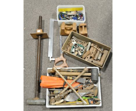 A quantity of assorted tools