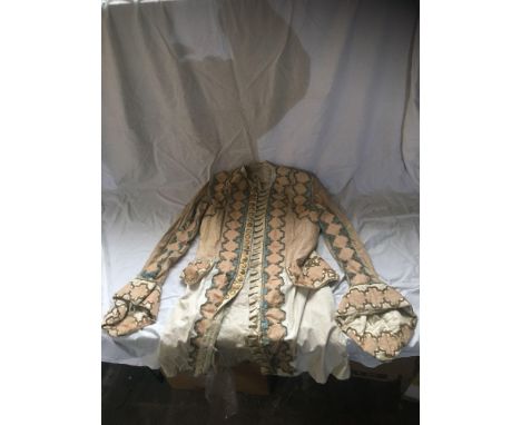  Sale Item:    VINTAGE GOWN (AF)   Vat Status:   No Vat   Buyers Premium:  This lot is subject to a Buyers Premium of 15% + V