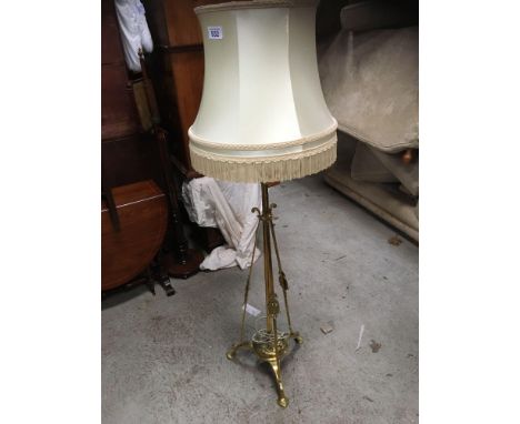  Sale Item:    BRASS STANDARD LAMP   Vat Status:   No Vat   Buyers Premium:  This lot is subject to a Buyers Premium of 15% +