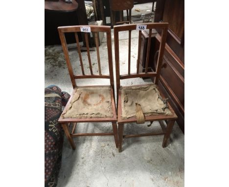  Sale Item:    2 BEDROOM CHAIRS &amp; TABLE (AF)   Vat Status:   No Vat   Buyers Premium:  This lot is subject to a Buyers Pr