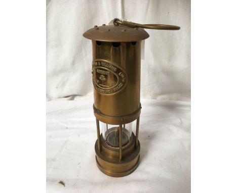  Sale Item:    DAVIE LAMP- THOMAS &amp; WILLIAMS WALES  Vat Status:   No Vat   Buyers Premium:  This lot is subject to a Buye