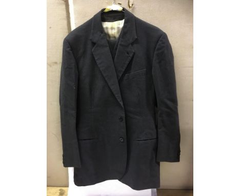  Sale Item:    VINTAGE 3 PCE SUIT (AF)   Vat Status:   No Vat   Buyers Premium:  This lot is subject to a Buyers Premium of 1