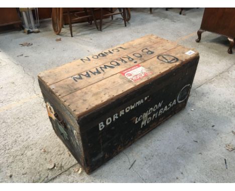  Sale Item:    PINE LUGGAGE TRUNK (AF)   Vat Status:   No Vat   Buyers Premium:  This lot is subject to a Buyers Premium of 1