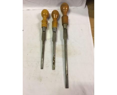  Sale Item:    3 SCREWDRIVERS   Vat Status:   No Vat   Buyers Premium:  This lot is subject to a Buyers Premium of 15% + Vat 