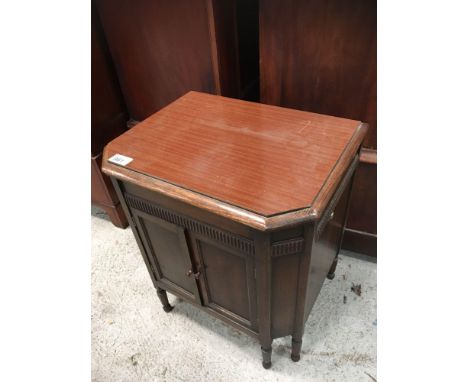  Sale Item:    GRAMOPHONE (AF)   Vat Status:   No Vat   Buyers Premium:  This lot is subject to a Buyers Premium of 15% + Vat