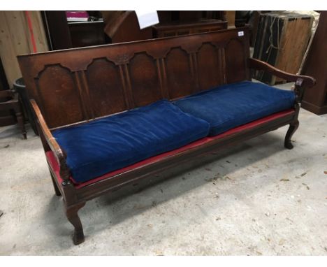  Sale Item:    LARGE OAK BENCH (AF)   Vat Status:   No Vat   Buyers Premium:  This lot is subject to a Buyers Premium of 15% 