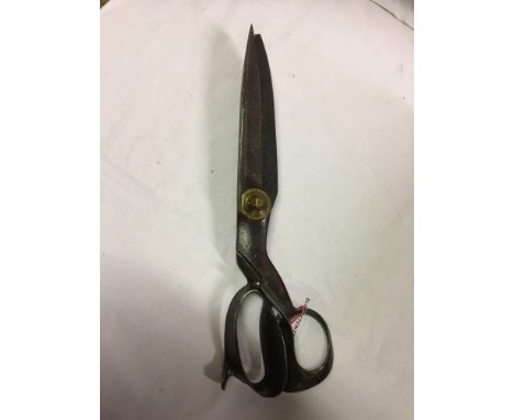 Sale Item:    LARGE NEWARK SCISSORS (AF)   Vat Status:   No Vat   Buyers Premium:  This lot is subject to a Buyers Premium o