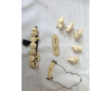  Sale Item:    BOX CARVED ANIMALS ETC   Vat Status:   No Vat   Buyers Premium:  This lot is subject to a Buyers Premium of 15