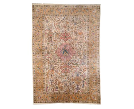 Herekè silk carpet. Anatolia. First half of the 20th century. Small areas with signs of wear and tear. 300x200 cm approx. Tap