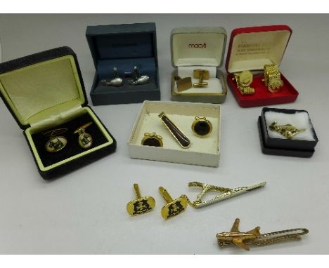 Cufflinks and tie pins, some boxed