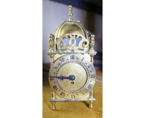 LANTERN CLOCK. Brass lantern clock with mechanical Smiths movement