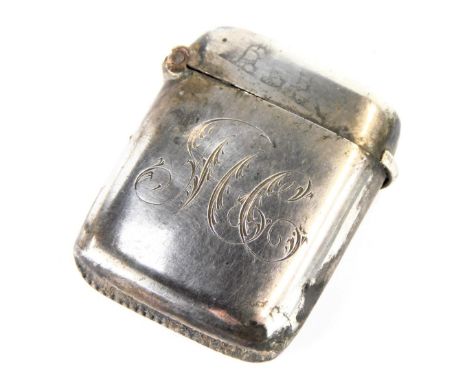 An Edward VII silver Vesta case, bearing initials M C, Birmingham 1905, 0.54oz.