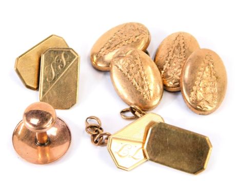 A group of gentleman's jewellery, comprising a pair of engine engraved cuff links, bearing the initials J J, a rose gold coll