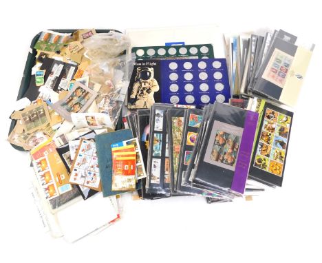 Philately. GB Mint Commemoratives and used stamps, together with collectors coins. (a quantity)