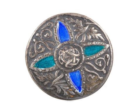 SCOTTISH SILVER BROOCH BY ALEXANDER RITCHIE depicting a Celtic shield, with turquoise and blue enamel, signed to the reverse5