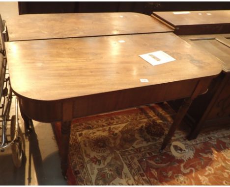 Georgian D end dining table ends with one gate leg no leaves