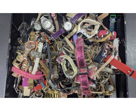 Large Quantity of Assorted Ladies &amp; Gentlemen's Wristwatches, leather and bracelet straps, many in working order at time 