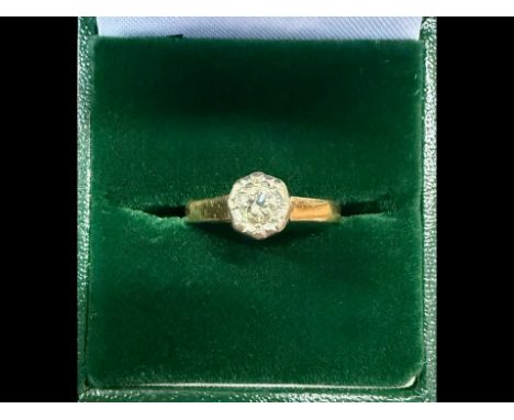 Ladies 18ct Gold &amp; Diamond Ring. Fully Hallmarked for 18ct - 750. Approx Ring Size K - L, Approx Weight 3.03 grams.