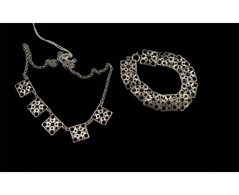 Liisa Vitali Finnish Vintage Silver Jewellery by famous designer.  18'' long Lace Design necklace with matching bracelet.