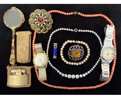 Bag of Collectibles, to include a magnifying glass with a tortoiseshell handle, a Talis Gentleman's Wristwatch, a Bulova Gent