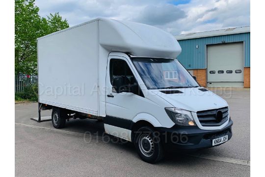mercedes luton van 2019