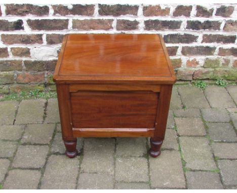 Victorian mahogany commode