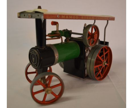 Mamod steam engine