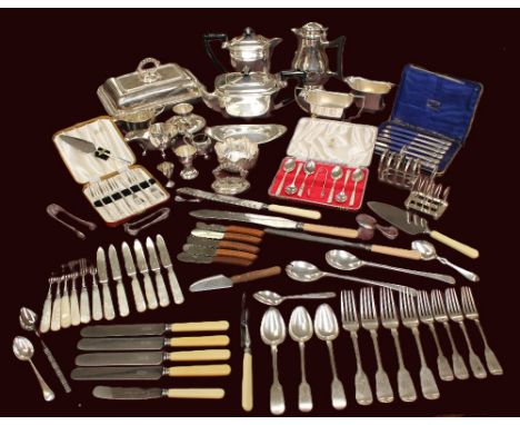 A collection of mixed silver plated items to include; a large entrée dish with beaded edging; a stylish Art Deco style Albany