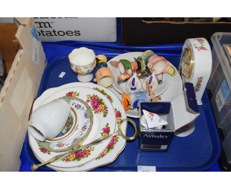 Mixed Lot: Assorted ceramics to include Aynsley Rose Garden mantel clock, Minton and others