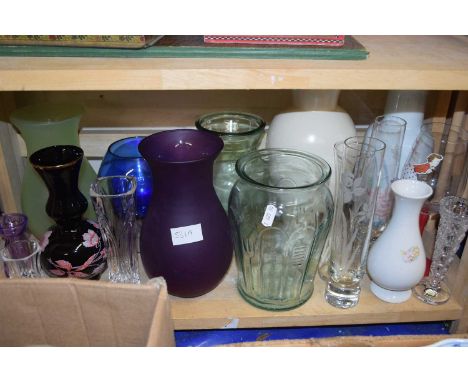 Mixed Lot: Assorted ceramic and glass vases