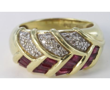 18ct Gold Ruby and Diamond Ring size M weight 7.0g