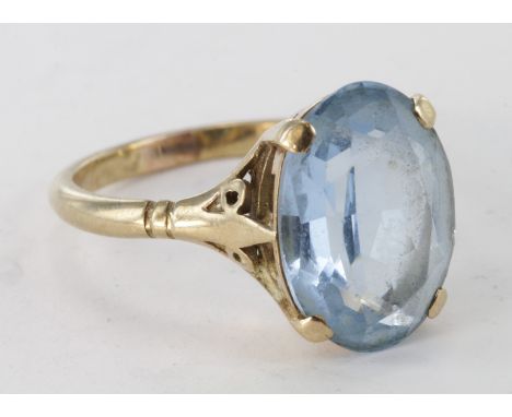 9ct Gold Aquamarine Ring size N weight 3.2g